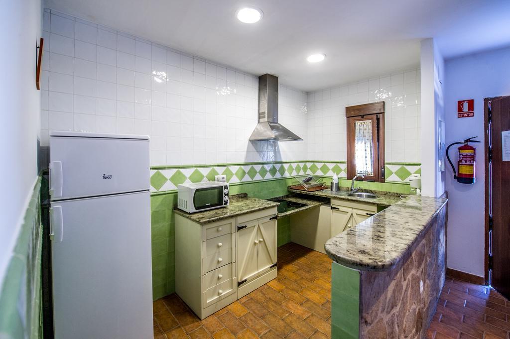 Apartamentos La Venta Del Charco Cardeña Oda fotoğraf