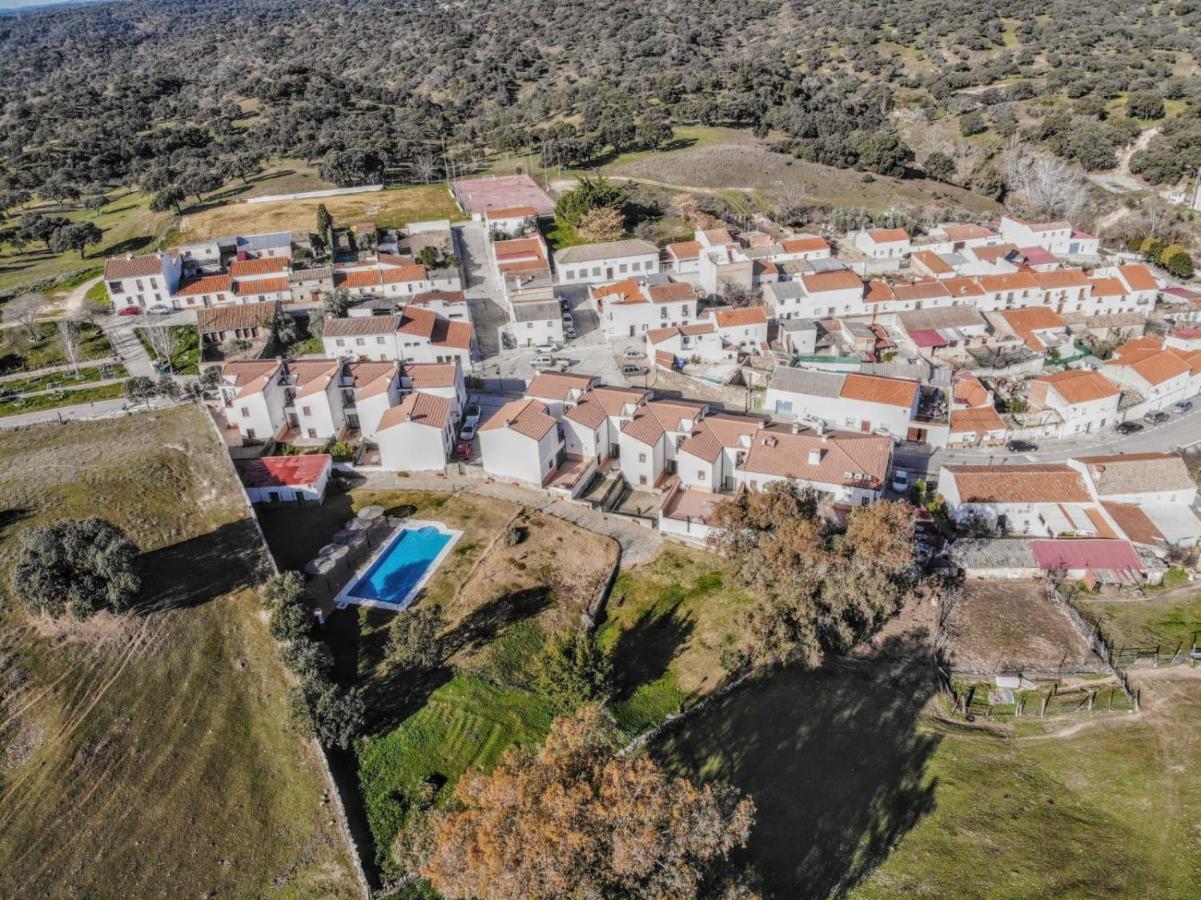 Apartamentos La Venta Del Charco Cardeña Dış mekan fotoğraf